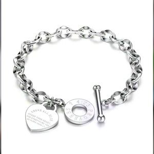 ✨NEW✨SS PROVERBS 4:23 HEART CHARM BRACELET